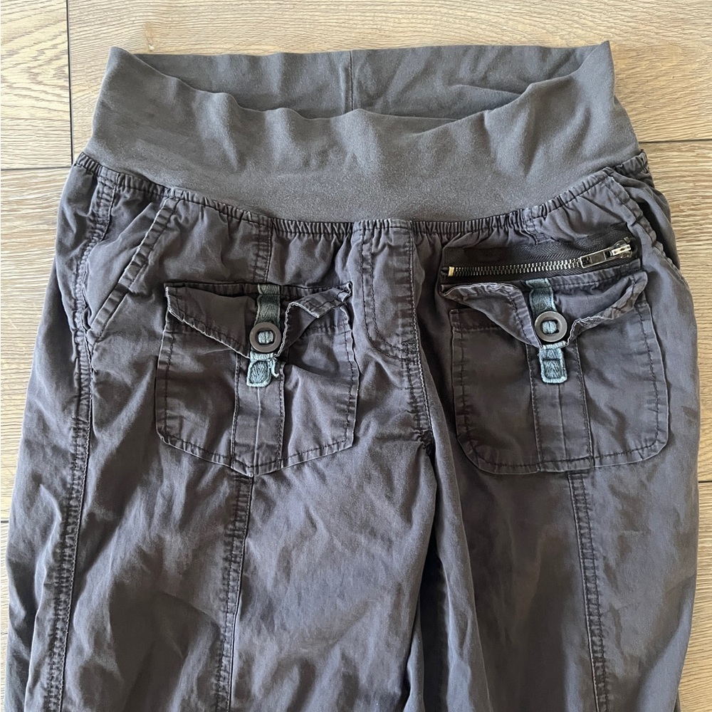Ripe maternity Australia grey cargo pants. 100% cotton small, Drawstring ankle
